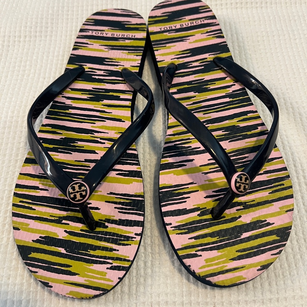 Navy Tory Burch foam sandals